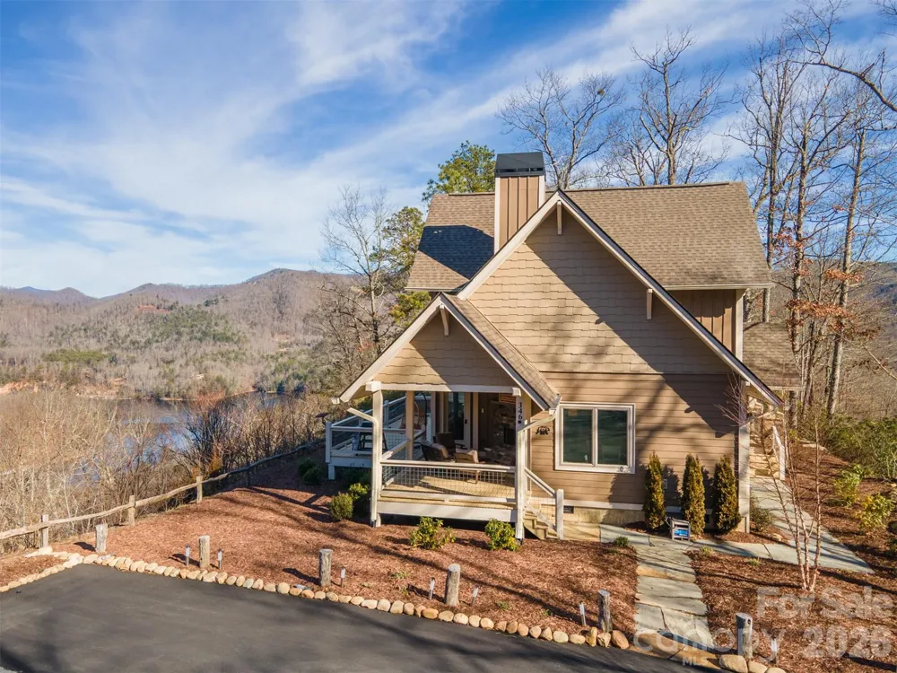 346 Birdymay Drive Tuckasegee, NC 28783