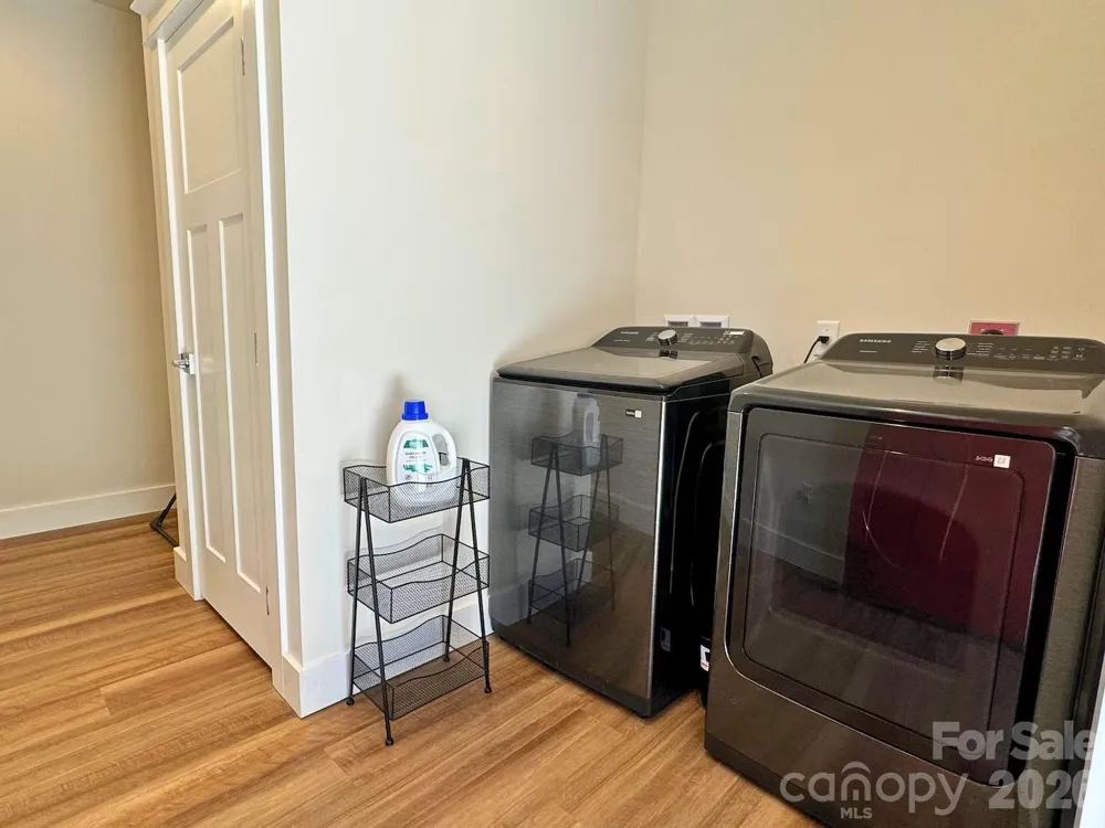 170 Cascade Ridge Road Fairview, NC 28730