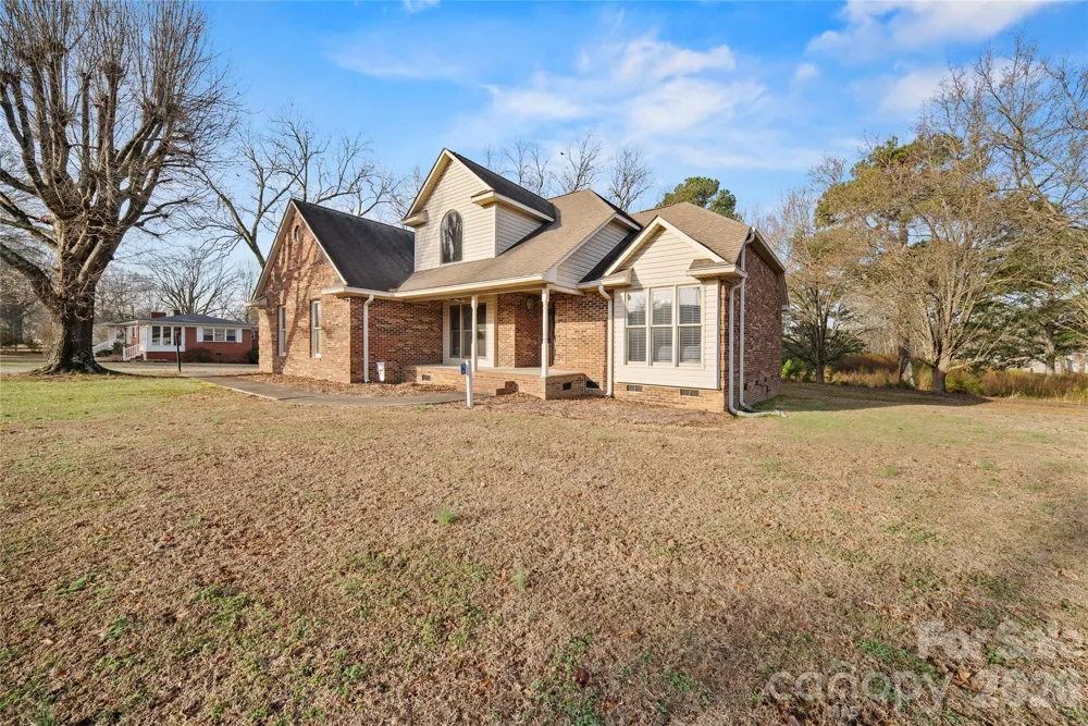 96 Valley Drive Badin, NC 28009