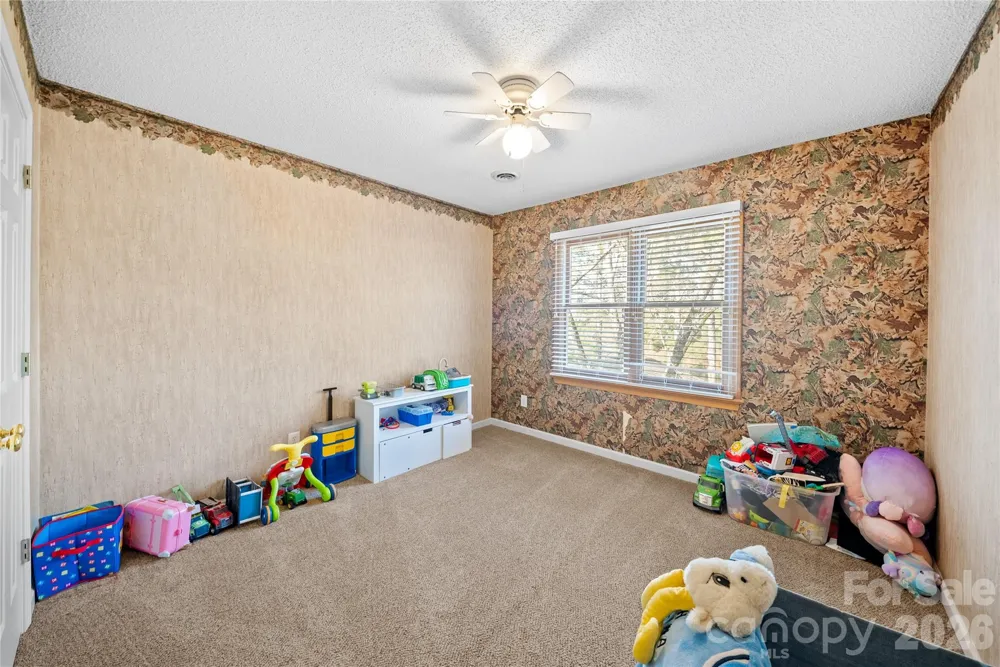 96 Valley Drive Badin, NC 28009