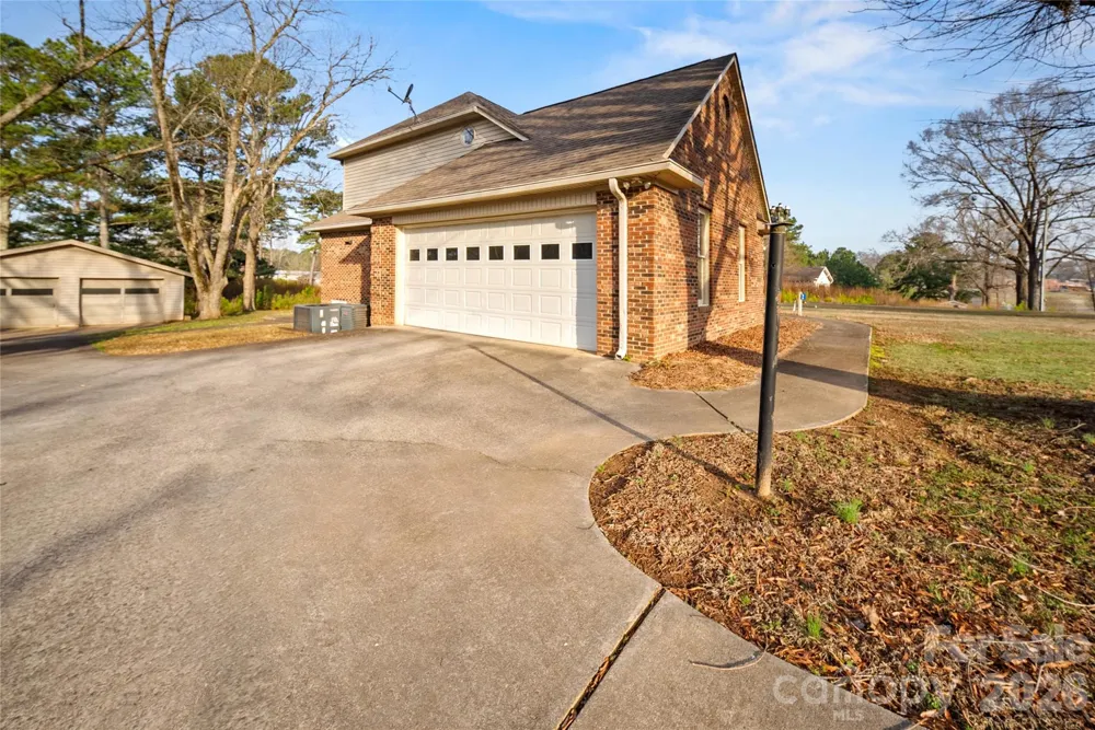 96 Valley Drive Badin, NC 28009