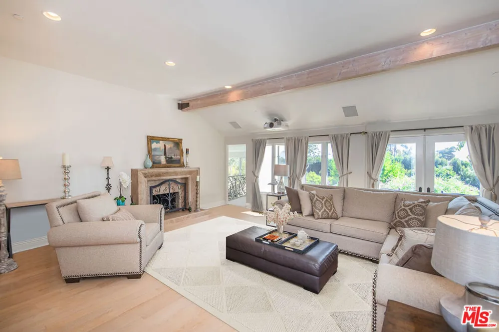 1601 Alisa Estate Santa Barbara, CA 93110
