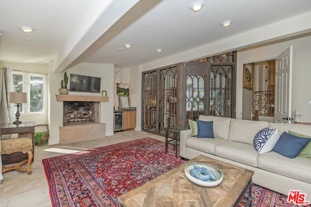1601 Alisa Estate Santa Barbara, CA 93110