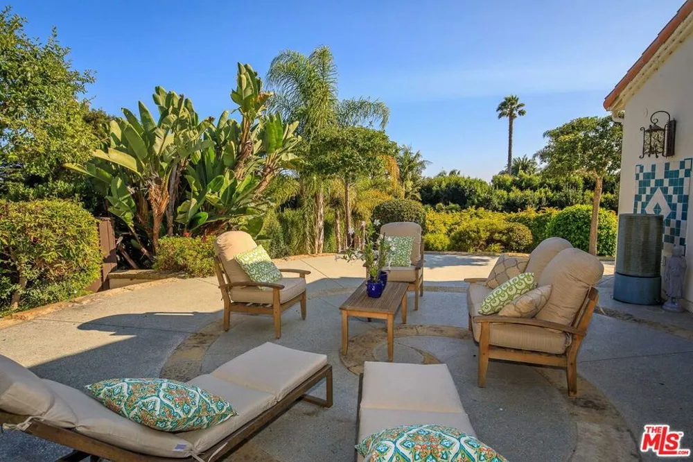 1601 Alisa Estate Santa Barbara, CA 93110