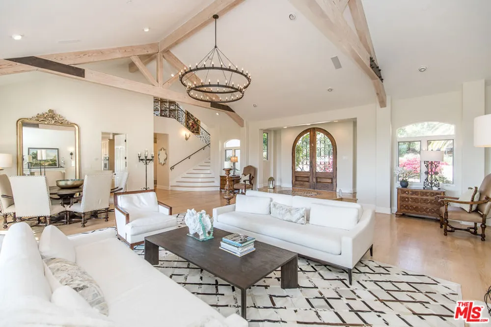 1601 Alisa Estate Santa Barbara, CA 93110