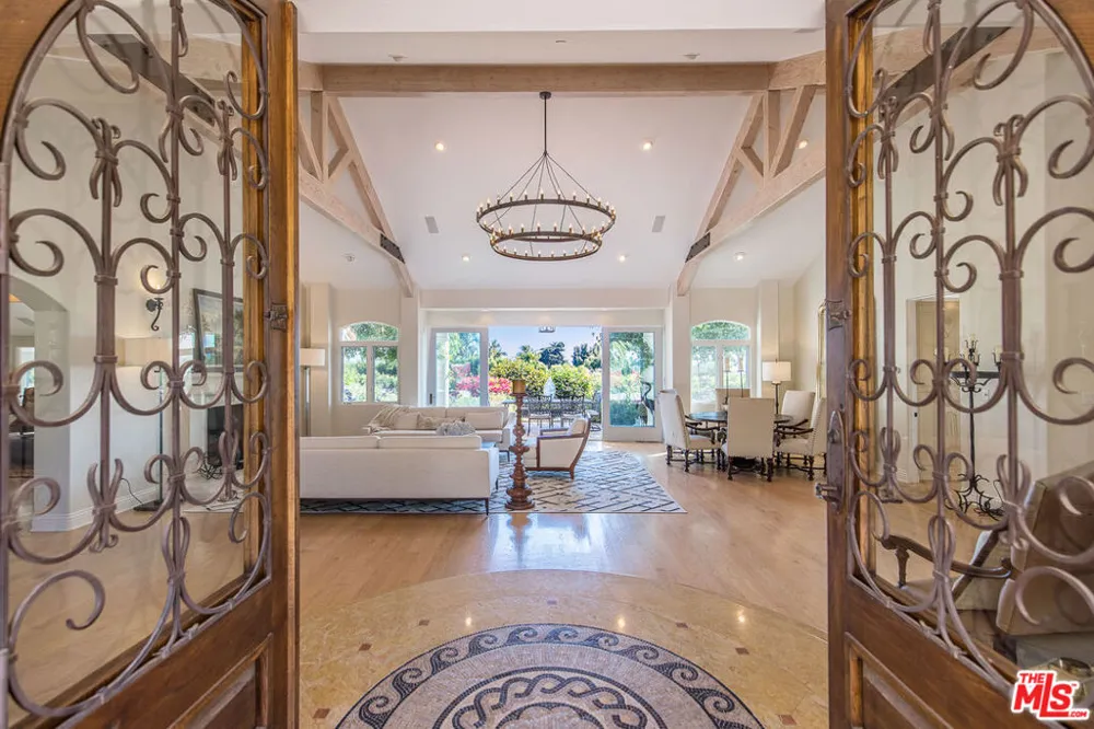 1601 Alisa Estate Santa Barbara, CA 93110