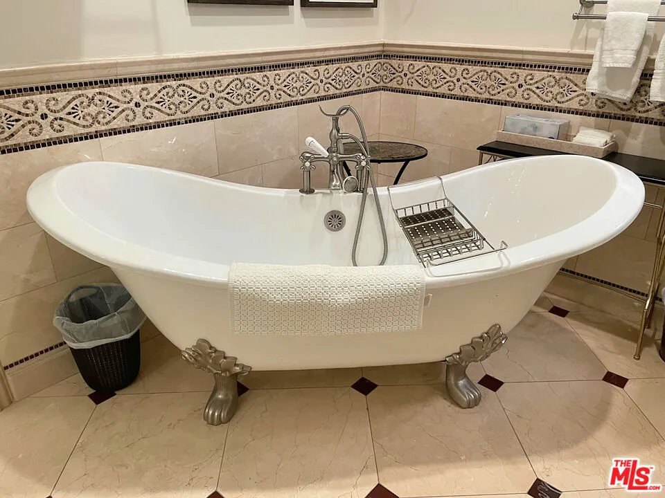 1601 Alisa Estate Santa Barbara, CA 93110