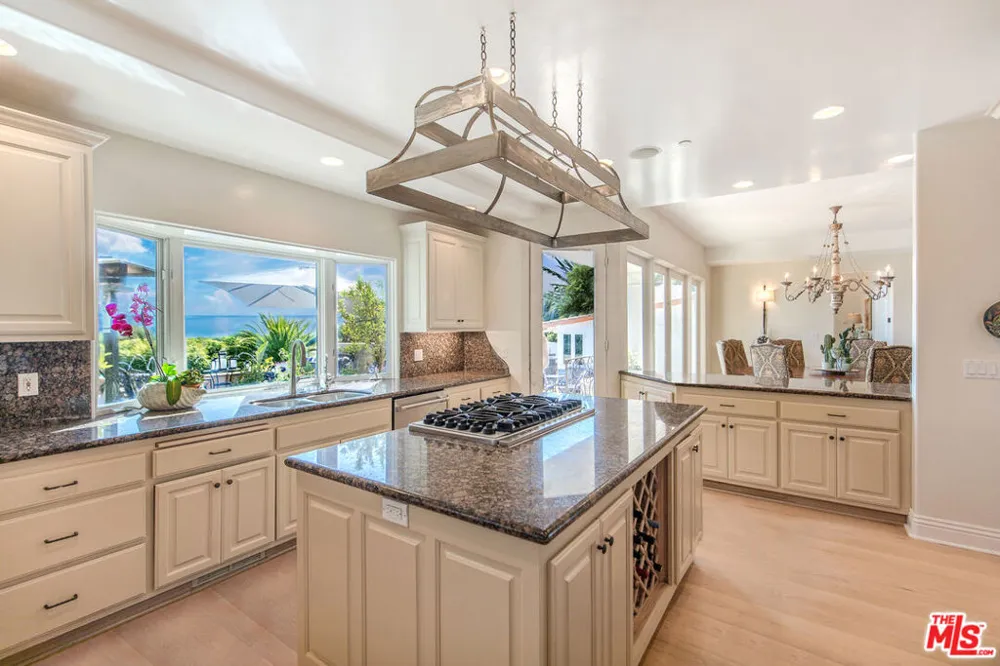 1601 Alisa Estate Santa Barbara, CA 93110