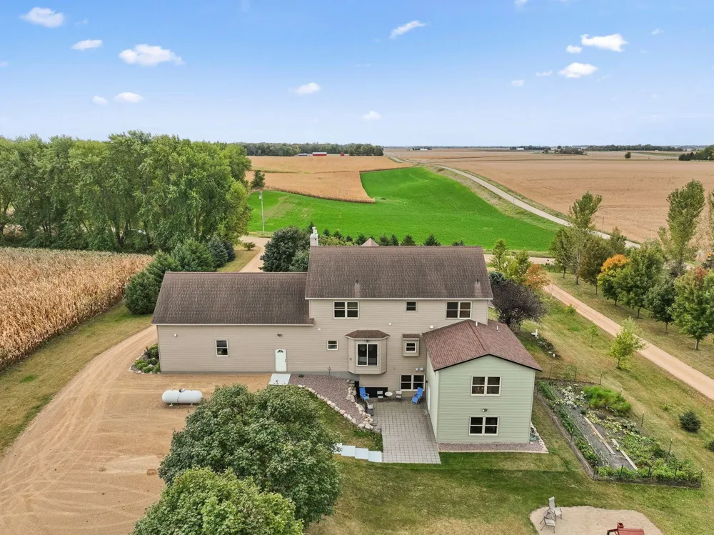 12470 W 270th Street Belle Plaine, MN 56011