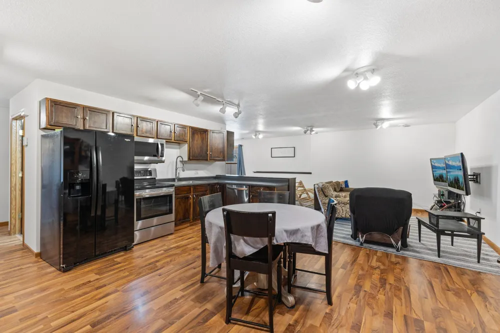12470 W 270th Street Belle Plaine, MN 56011
