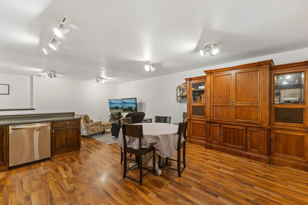 12470 W 270th Street Belle Plaine, MN 56011