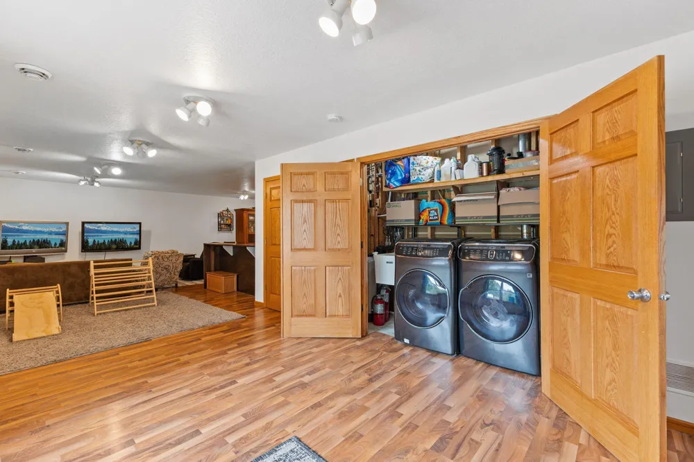 12470 W 270th Street Belle Plaine, MN 56011