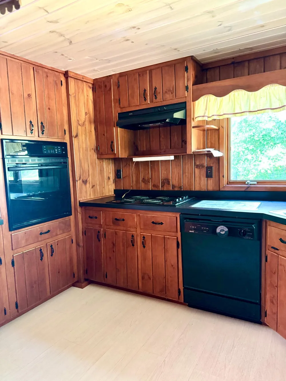 39130 Notebloom Lane Waubun, MN 56589