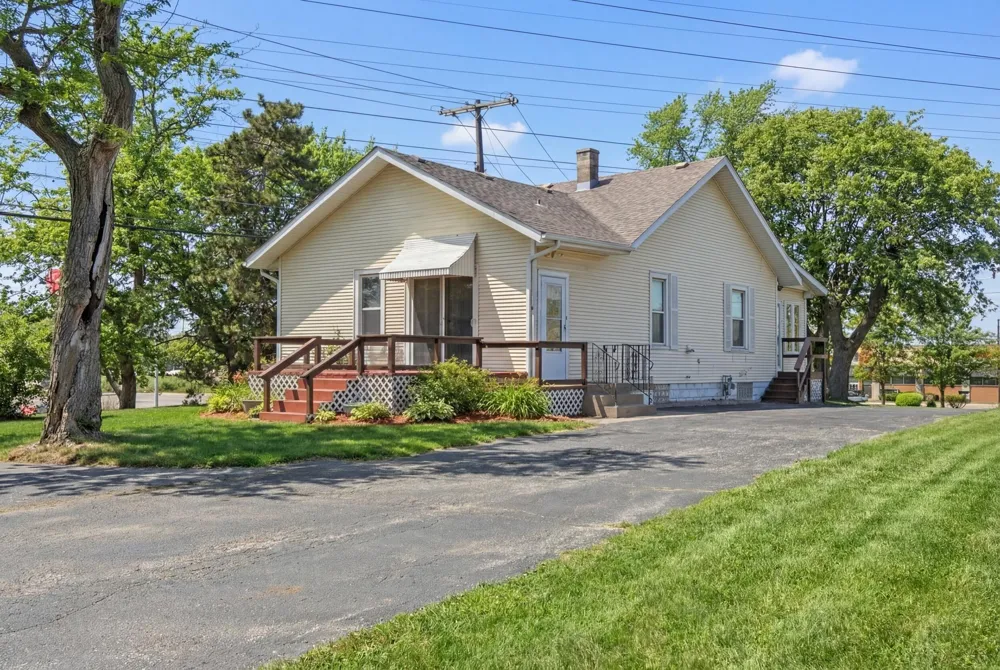 2418 Ridge Road Highland, IN 46322