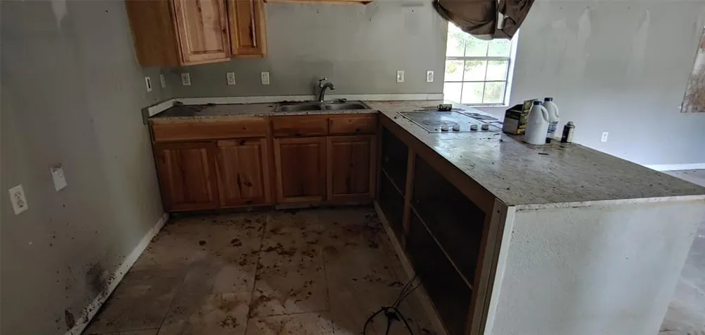80 Jimmie Lane Shepherd, TX 77371