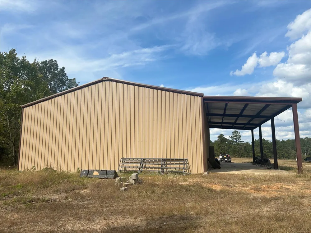 18074 Hill Road Cleveland, TX 77328