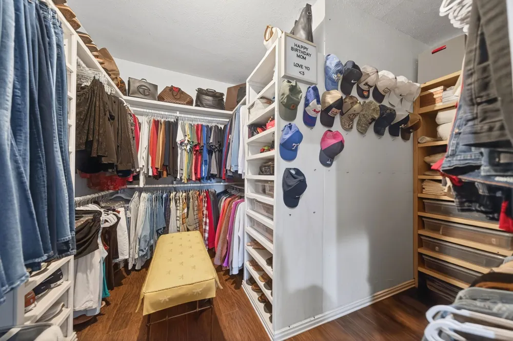 607 Bethpage Avenue Dallas, TX 75217