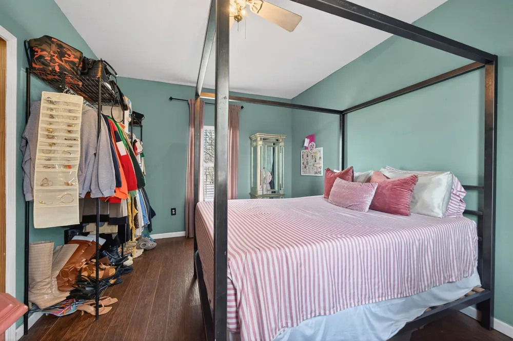 607 Bethpage Avenue Dallas, TX 75217