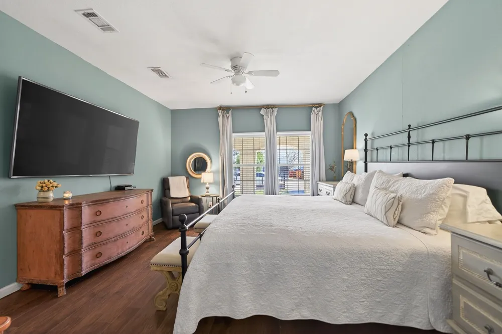 607 Bethpage Avenue Dallas, TX 75217