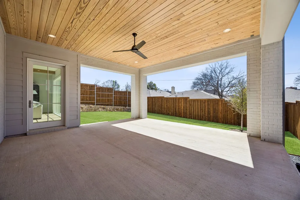9514 Still Creek Lane Dallas, TX 75238