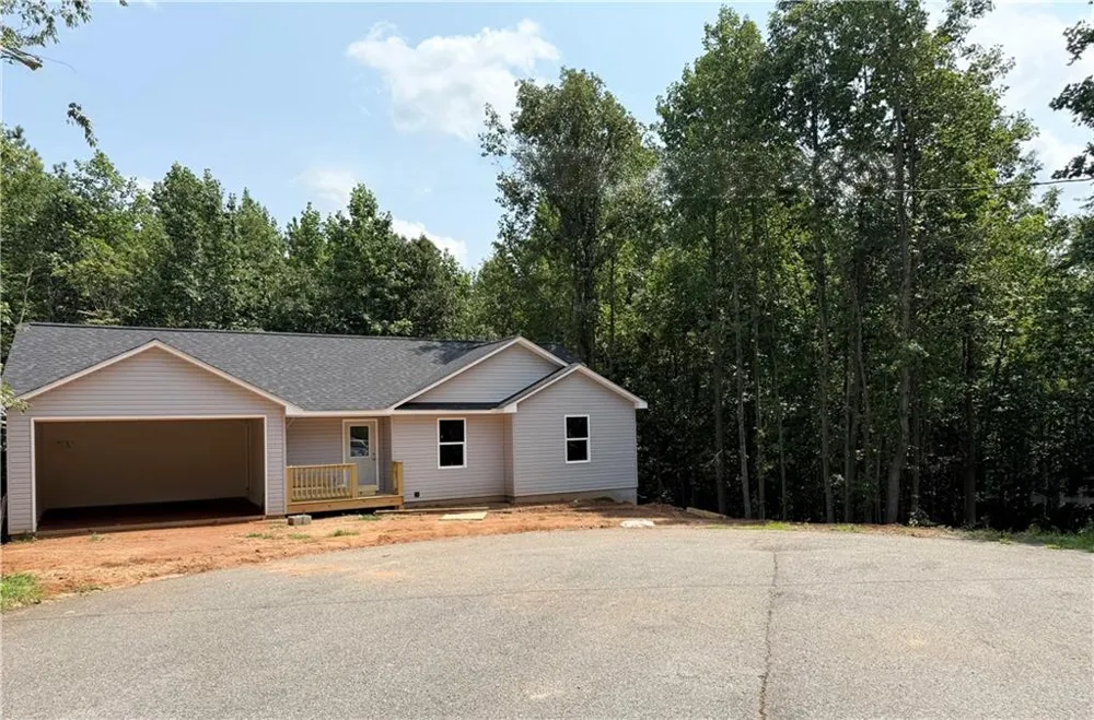 569 Day Star Lane Mount Airy, GA 30563