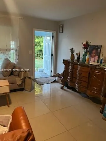 840 NE 32nd Ct Pompano Beach, FL 33064