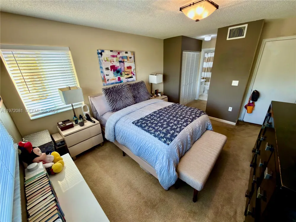 4848 State Road 7 #4303 Coconut Creek, FL 33073
