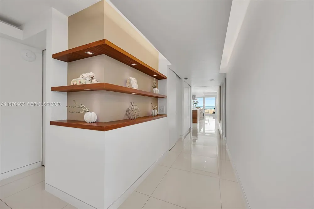 199 Ocean Lane Dr #401 Key Biscayne, FL 33149