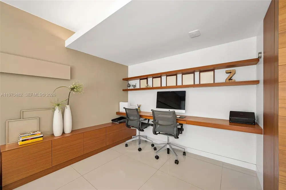 199 Ocean Lane Dr #401 Key Biscayne, FL 33149