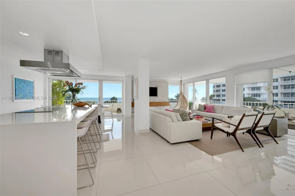 199 Ocean Lane Dr #401 Key Biscayne, FL 33149