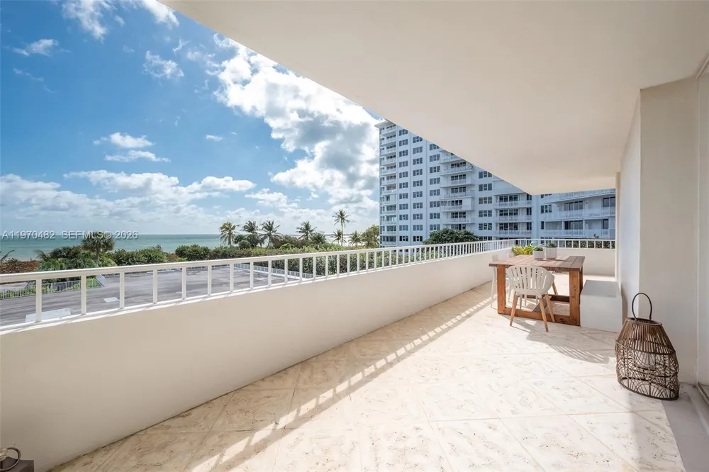 199 Ocean Lane Dr #401 Key Biscayne, FL 33149