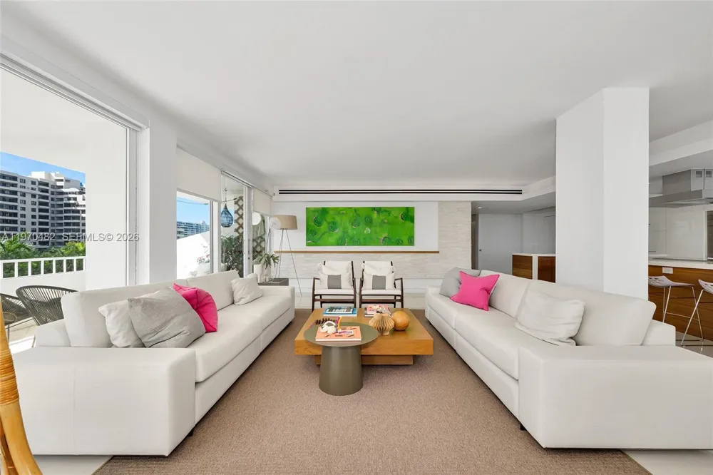 199 Ocean Lane Dr #401 Key Biscayne, FL 33149
