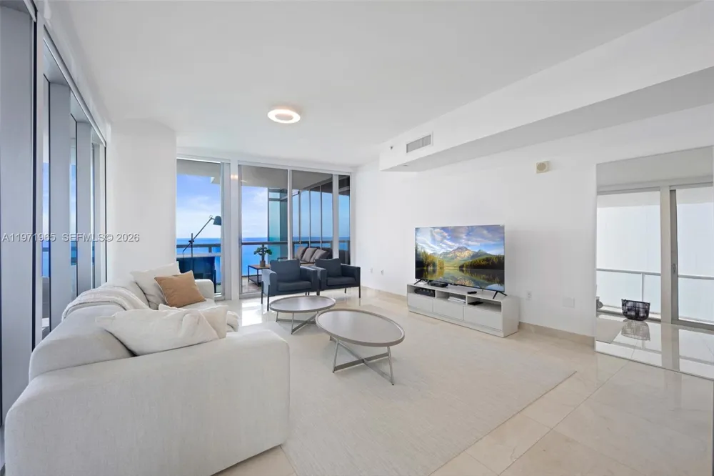 17121 Collins Ave #1508 Sunny Isles Beach, FL 33160