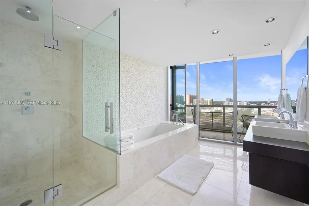 17121 Collins Ave #1508 Sunny Isles Beach, FL 33160