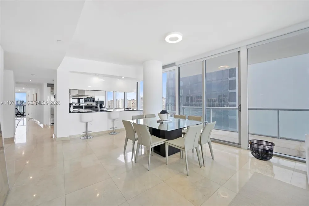 17121 Collins Ave #1508 Sunny Isles Beach, FL 33160