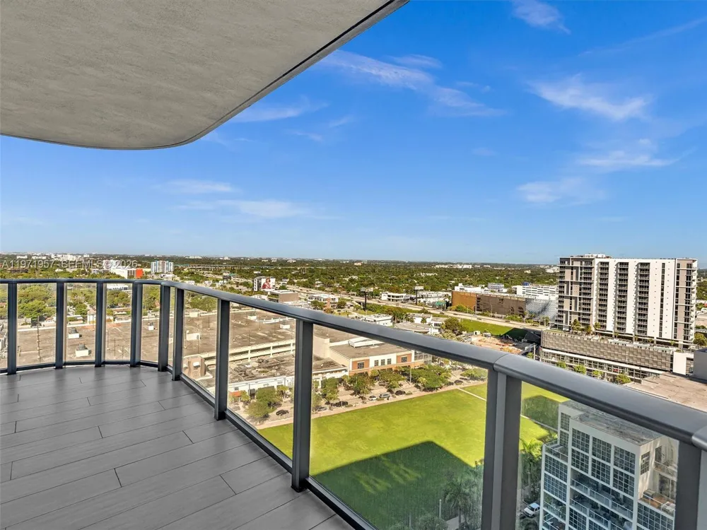 121 NE 34th St #2016 Miami, FL 33137