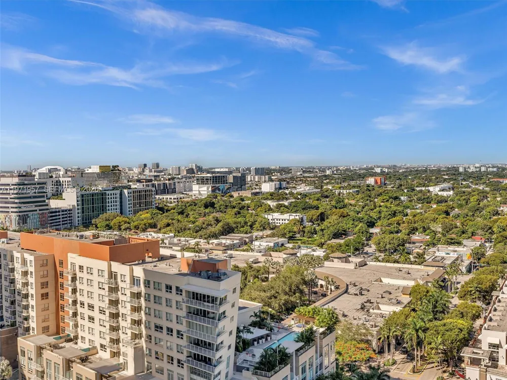 121 NE 34th St #2016 Miami, FL 33137
