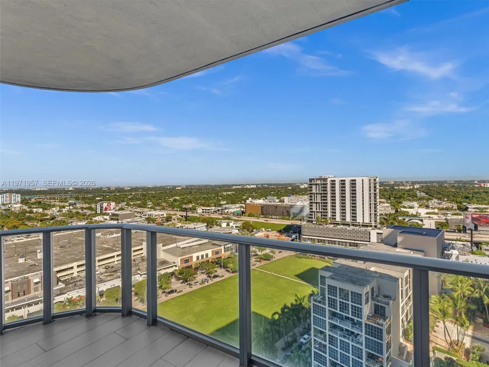 121 NE 34th St #2016 Miami, FL 33137