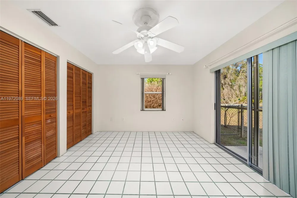 1273 Woodbury Avenue Sebring, FL 33875