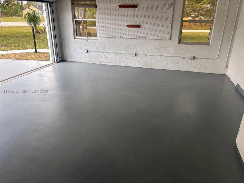 1273 Woodbury Avenue Sebring, FL 33875