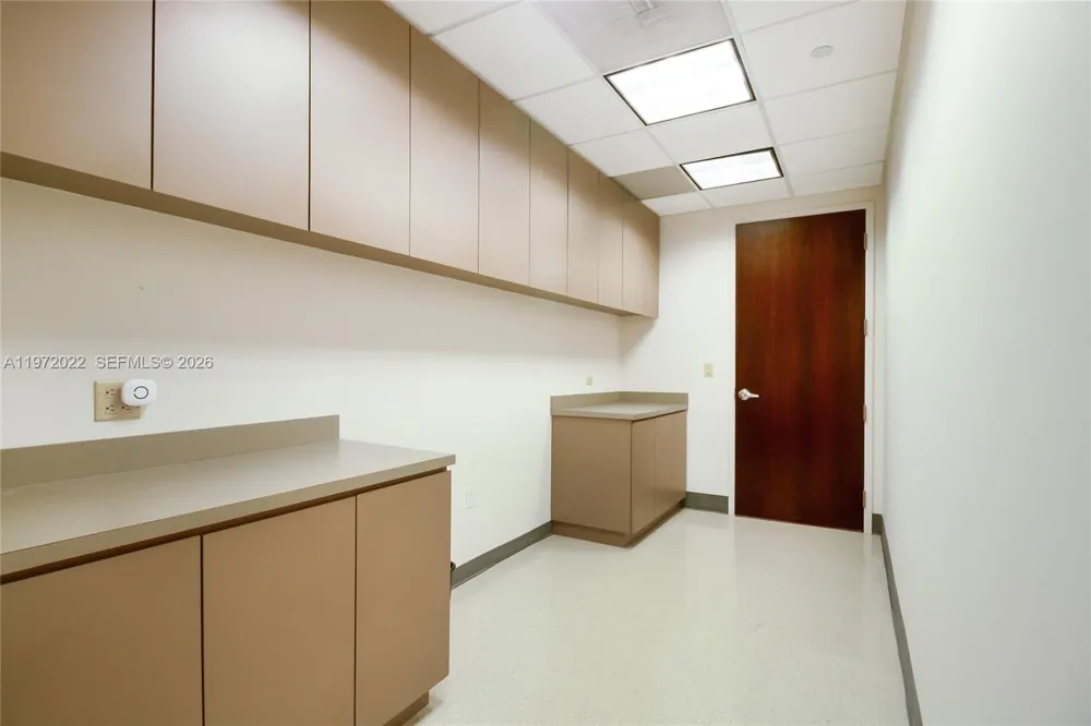 1200 Brickell Ave #505-B Miami, FL 33131