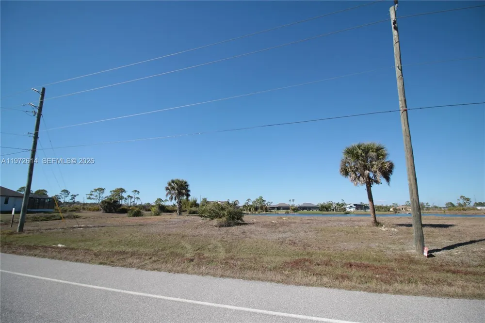 26 HARNESS Other City - In The State Of Florida, FL 33946
