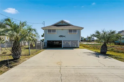 908 S Live Oak Street