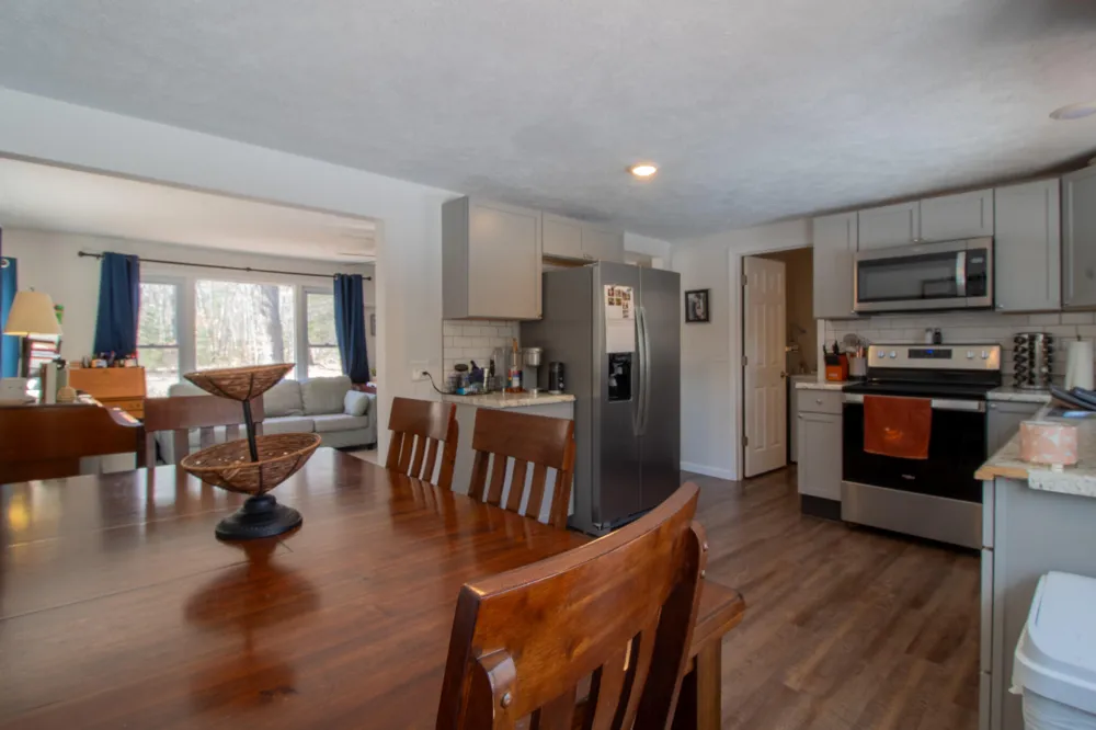 9848 90th Avenue Mecosta, MI 49332