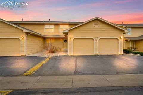 2440 Hamlet Lane #B