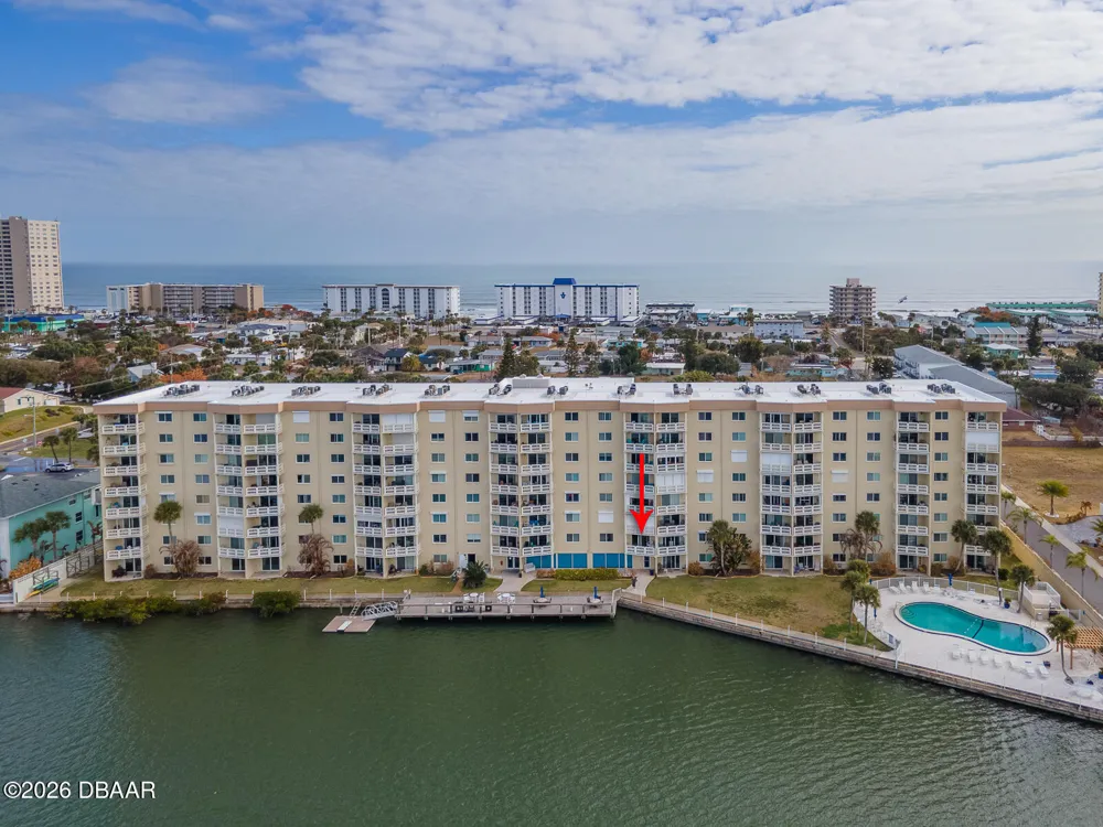 3606 S Peninsula Drive #208 Port Orange, FL 32127