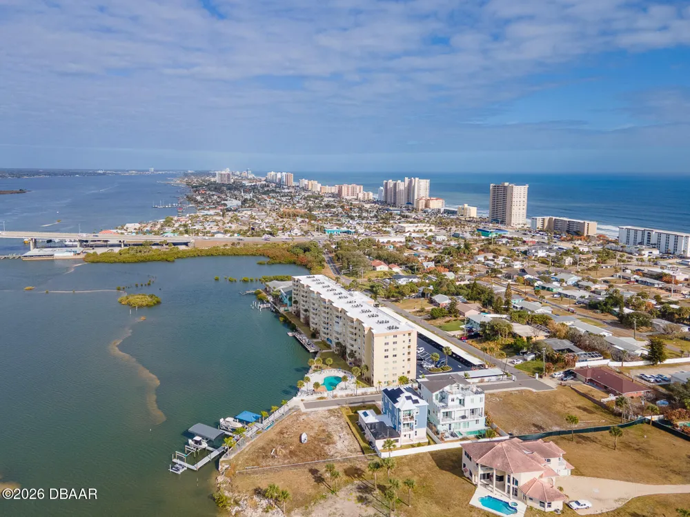 3606 S Peninsula Drive #208 Port Orange, FL 32127