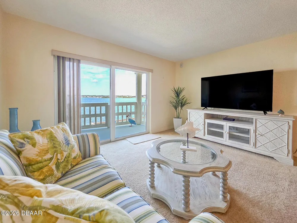 3606 S Peninsula Drive #208 Port Orange, FL 32127