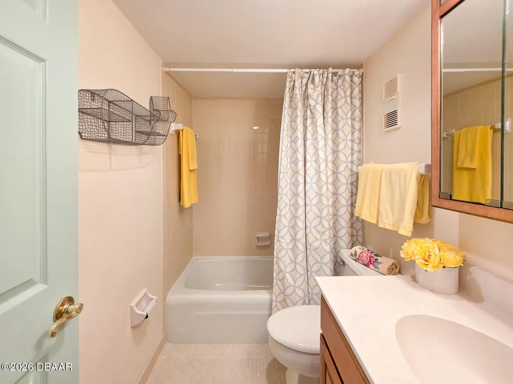3606 S Peninsula Drive #208 Port Orange, FL 32127