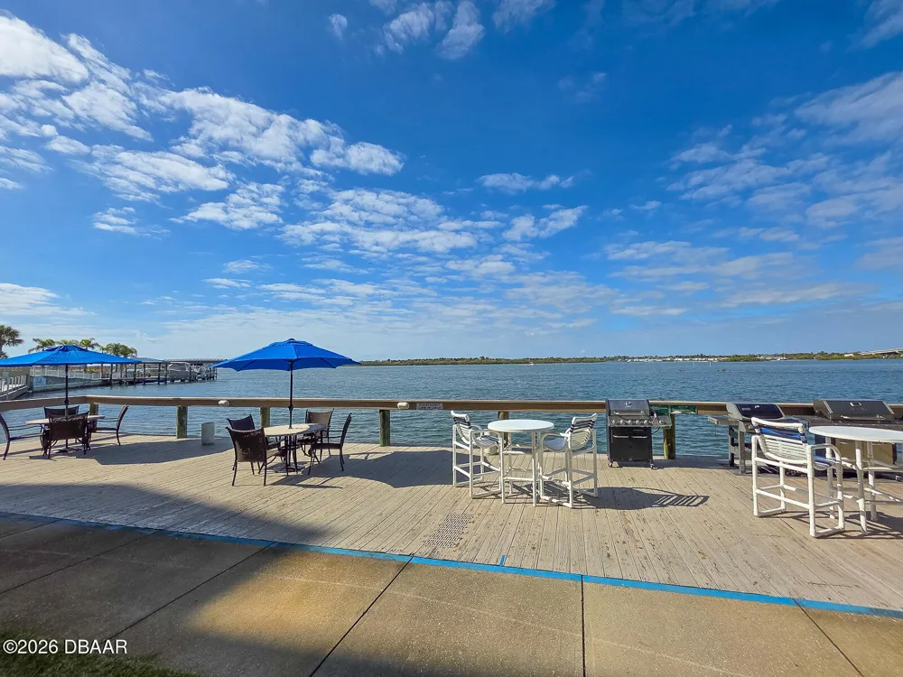 3606 S Peninsula Drive #208 Port Orange, FL 32127